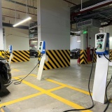 Thúc đẩy phát triển hạ tầng trạm sạc xe điện tại các khu chung cư