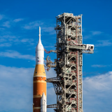 NASA chính thức phóng tên lửa Artemis II, đưa con người trở lại quỹ đạo Mặt Trăng sau nửa thế kỷ