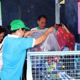 Unilever Việt Nam triển khai Trạm thu hồi vật liệu tái chế để thu gom và tái chế rác bền vững