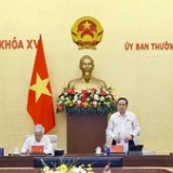 Chủ tịch Quốc hội chủ trì Hội nghị với lãnh đạo Tổ đảng Đoàn đại biểu Quốc hội