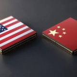 Mỹ siết cả xuất lẫn nhập khẩu thiết bị công nghệ với Trung Quốc