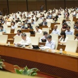 Hôm nay, Quốc hội thảo luận 4 dự án luật và 1 Nghị quyết