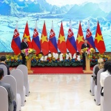 Hai Thủ tướng nhất trí nâng cấp quan hệ Việt Nam – Slovakia lên Đối tác chiến lược