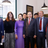 Chủ tịch Quốc hội thăm nơi lưu dấu ấn Chủ tịch Hồ Chí Minh tại thành phố Milan