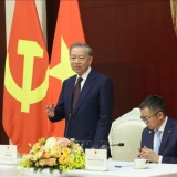 Tổng Bí thư, Chủ tịch nước Tô Lâm thăm Đại sứ quán, gặp gỡ cộng đồng người Việt Nam tại Trung Quốc