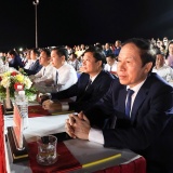 Phó Thủ tướng Chính phủ Lê Tiến Châu dự Chương trình 