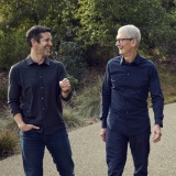 Apple chuyển giao lãnh đạo: Tim Cook rời vị trí CEO, John Ternus sẽ là người kế nhiệm
