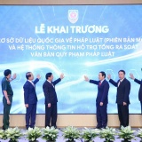 Phó Thủ tướng Lê Tiến Châu bấm nút Khai trương Cơ sở dữ liệu quốc gia về pháp luật (phiên bản mới)