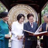 Chương trình hữu nghị đặc biệt chào mừng chuyến thăm của Tổng thống Hàn Quốc và Phu nhân