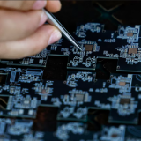 Nguồn cung PCB đứt gãy, ngành điện tử chồng chất khó khăn