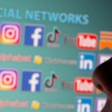 Úc tính đánh thuế 2,25% với Big Tech nếu không chia sẻ doanh thu với báo chí