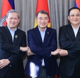 Biến 'gần gũi địa lý' thành 'lợi thế gắn kết chiến lược' giữa 3 nước Việt Nam, Campuchia, Lào