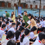 Công khai đường dây nóng tiếp nhận phản ánh về bạo lực học đường