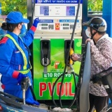 Bộ Công Thương yêu cầu công khai xe tương thích với xăng E10 trước 5/6