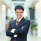 Ôm máy tính cũ chinh phục hàng chục giải lập trình khắp thế giới