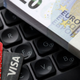EU tính phát hành đồng euro số để giảm phụ thuộc vào hệ thống thanh toán Mỹ