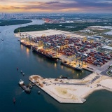 TP.HCM giao hơn 100 ha đất khu vực biển để phát triển logistics