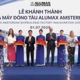 Việt Nam có nhà máy đóng tàu đầu tiên chuyển giao toàn diện công nghệ Hà Lan