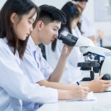 Điểm sàn khối y dược miền Bắc biến động, nhiều trường nâng ngưỡng với ngành hot
