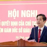 Giám đốc Sở GD&ĐT Hà Tĩnh chia sẻ một số giải pháp ngăn ngừa, phòng chống sách giáo khoa giả