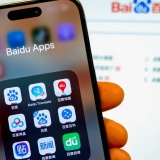 Cổ phiếu Alibaba và Baidu tăng mạnh tại Hồng Kông nhờ quan hệ đối tác AI với Apple