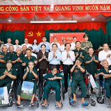 Chủ tịch Quốc hội Trần Thanh Mẫn tri ân người có công tại TPHCM