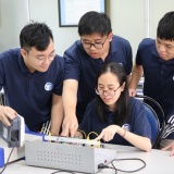 Điểm chuẩn Đại học Công nghệ: Ngành AI, CNTT tiếp tục dẫn đầu