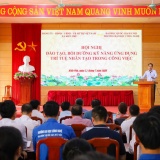 Trường Đại học Công nghệ đồng hành cùng xã Kiều Phú nâng cao kỹ năng ứng dụng AI cho cán bộ cơ sở