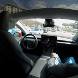 Thái độ từng rất lạc quan của Tesla về Robotaxi bắt đầu thay đổi