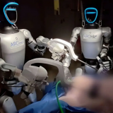 Bước tiến mới trong y học: Robot hình người thực hiện thành công phẫu thuật trên động vật sống