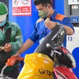 Hà Nội xử phạt 7 thương nhân phân phối xăng dầu, 2 doanh nghiệp bị tước giấy phép