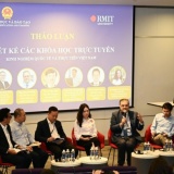 Thúc đẩy chuyển đổi số giáo dục đại học qua nâng cao chất lượng học trực tuyến