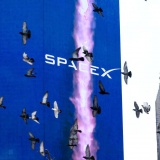 Cổ phiếu SpaceX tăng điểm khi số cổ phiếu có sẵn để giao dịch tăng hơn gấp đôi