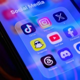 Myspace hướng tới sự trở lại như một 'liều thuốc bổ' cho nạn mệt mỏi mạng xã hội nhưng đây có thể là một chặng đường dài