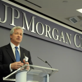 CEO JPMorgan Chase cảnh báo về mức độ sử dụng đòn bẩy lớn trên thị trường