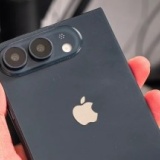  IPhone gập thế hệ thứ ba được cho là sẽ sở hữu màn hình lớn hơn