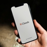 Trải nghiệm Claude Cowork mượt mà hơn với tính năng ghi nhớ thông minh liên tục