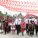 Phó Thủ tướng Thường trực Phạm Gia Túc dự Lễ khai giảng năm học mới tại Điện Biên