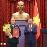 Tổng Bí thư, Chủ tịch nước Tô Lâm trao Quyết định thăng quân hàm Thượng tướng cho đồng chí Lê Quang Đạo