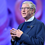Bill Gates cảnh báo AI có thể làm sâu sắc thêm bất bình đẳng