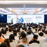 Từ quản lý màn hình đến dạy trẻ làm chủ công nghệ