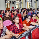 Đào tạo “Bình dân học vụ AI”: Con dao hai lưỡi thời kinh tế số, kinh tế dữ liệu