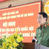 Thứ trưởng Lê Quốc Hùng tiếp xúc cử tri tại TP. Hồ Chí Minh
