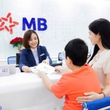 Ngân hàng đầu tiên tại Việt Nam vượt mốc 100.000 tỷ đồng vốn điều lệ