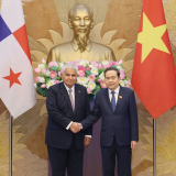 Chủ tịch Quốc hội Trần Thanh Mẫn hội kiến Tổng thống Panama