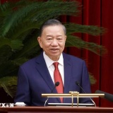 Bế mạc Hội nghị lần thứ tư Ban Chấp hành Trung ương Đảng khóa XIV