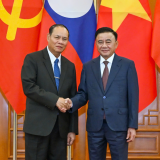 Thường trực Ban Bí thư Trần Cẩm Tú hội đàm với Thường trực Ban Bí thư Trung ương Đảng Nhân dân Cách mạng Lào