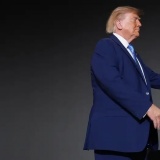 Tổng thống Trump lập lực lượng đặc nhiệm Siêu trí tuệ, ai sẽ điều hành?