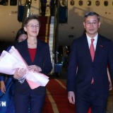 Thủ tướng Công quốc Liechtenstein Brigitte Haas đến Hà Nội, bắt đầu thăm chính thức Việt Nam