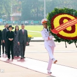 Thủ tướng Liechtenstein viếng Chủ tịch Hồ Chí Minh và tưởng niệm các Anh hùng liệt sĩ